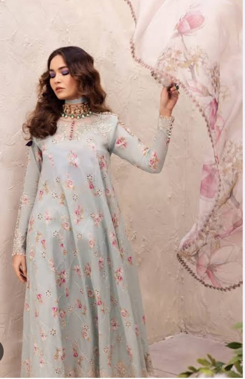 Embroidered Lawn Unstitched 3 Piece Article