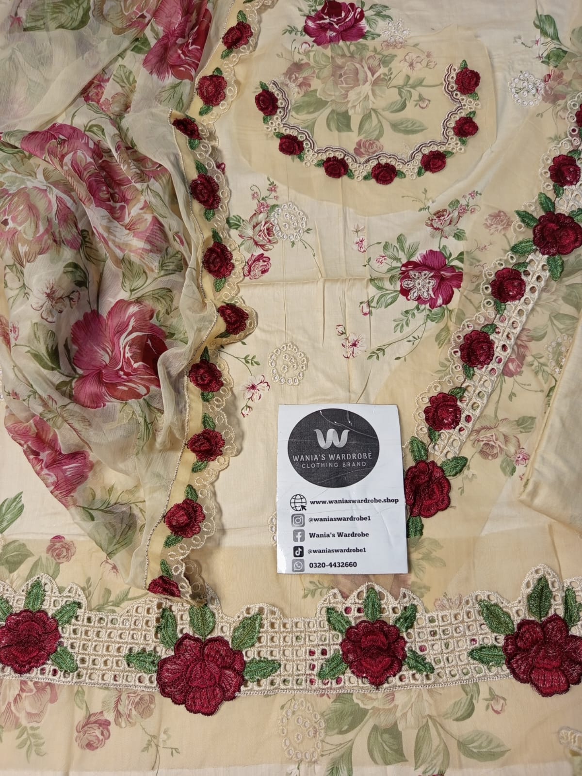 Embroidered 3 Piece Lawn Unstitched - Summer Collection