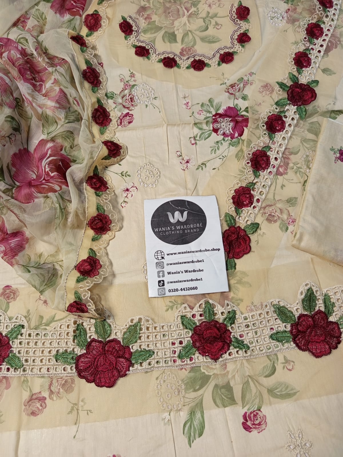Embroidered 3 Piece Lawn Unstitched - Summer Collection